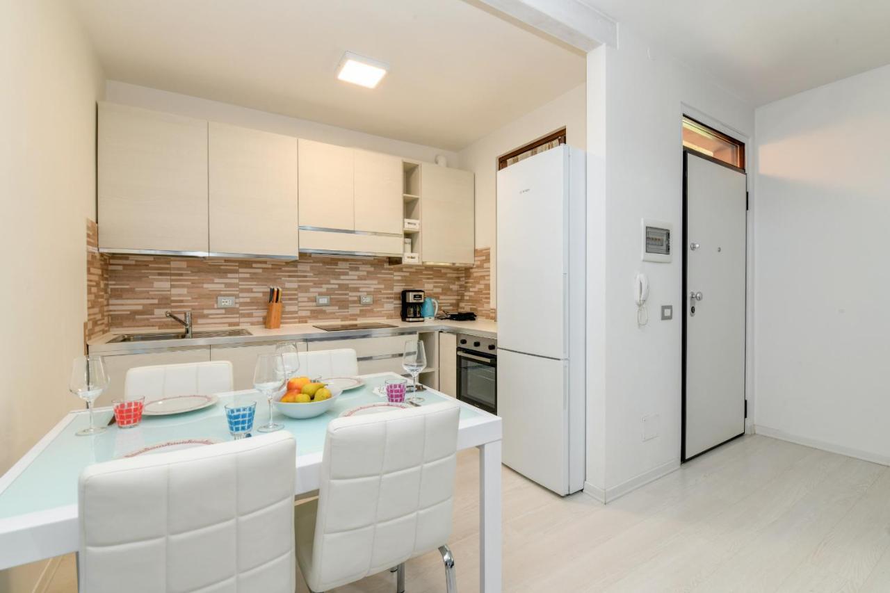 My Desenzano Holiday Apartment Desenzano del Garda Luaran gambar